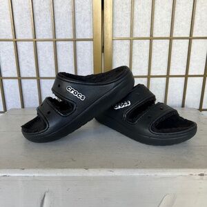 CROCS Classic Cozzzy Sandal - Excellent Pre-loved Condition - Black